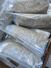 Load image into Gallery viewer, Sagnon/ Graines de Petit Mil/ Whole graine Millet mixed with herbs