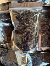 Load image into Gallery viewer, Chitoumou Fries/ Mbinzo/Ololo/Moni moni/ Kanni/ Fried Shea caterpillar / Chenille Frit/